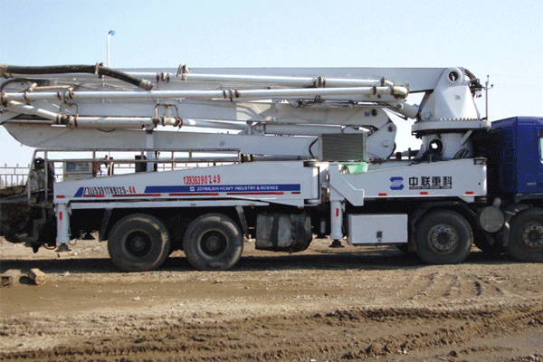 生產(chǎn)設(shè)備(圖1)